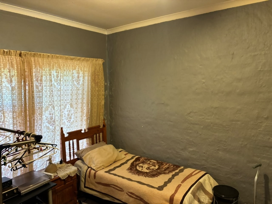 4 Bedroom Property for Sale in Fairy Glen Western Cape